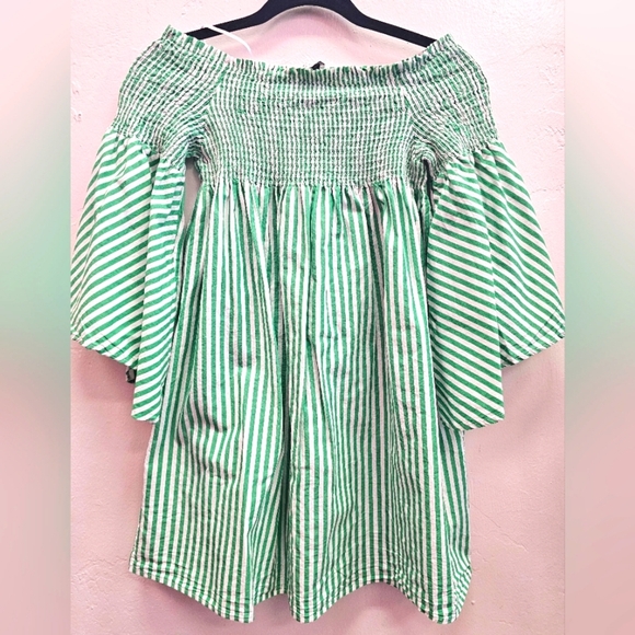 Summer, casual, vacation, office, Maternity green, Zara, school, teacher, beach - Picture 1 of 6